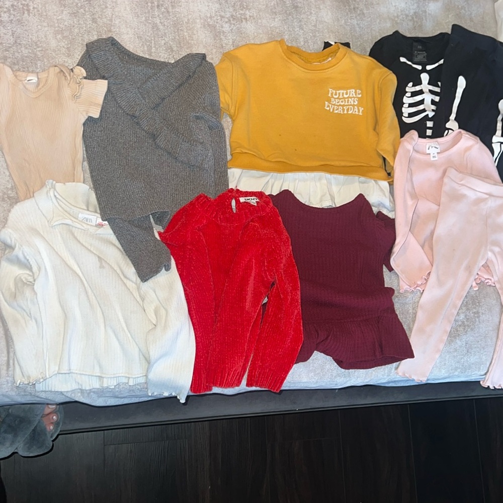Bundle of girl clothes size 2t